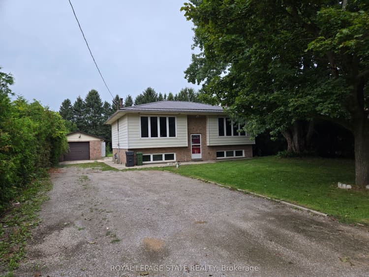 8 Lyndhurst Avenue