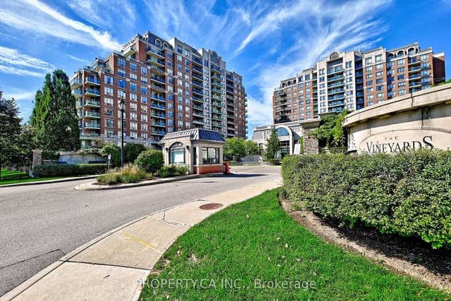 Condo Apartment at 310 Red Maple Road 1013, Richmond Hill, ON L4C 0T7