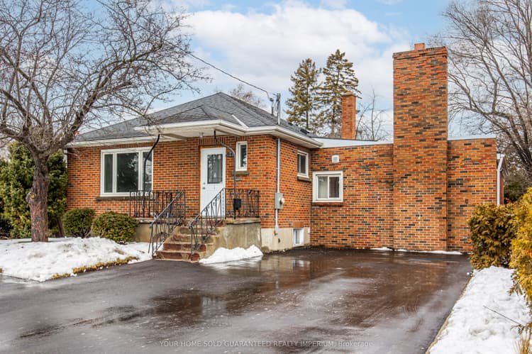 84 Taunton Road