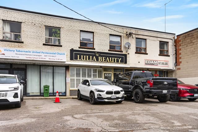 Store W Apt/Office at 648-650 Wilson Avenue, Toronto, ON M3K 1E1, Toronto W05