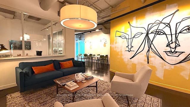 Office at 119 Spadina Avenue 700, Toronto, ON M5V 2K8, Toronto C01