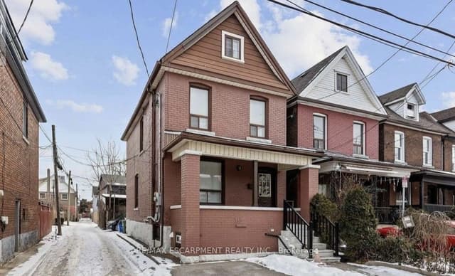 Detached at 20 Birch Avenue 3, Hamilton, ON L8L 6H6