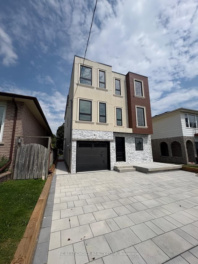 Detached at 113 Grenfell Street, Oshawa, ON L1J 4W1