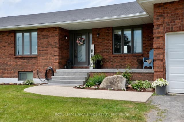 Detached at 4154 Unity Road, Kingston, ON K0H 2H0