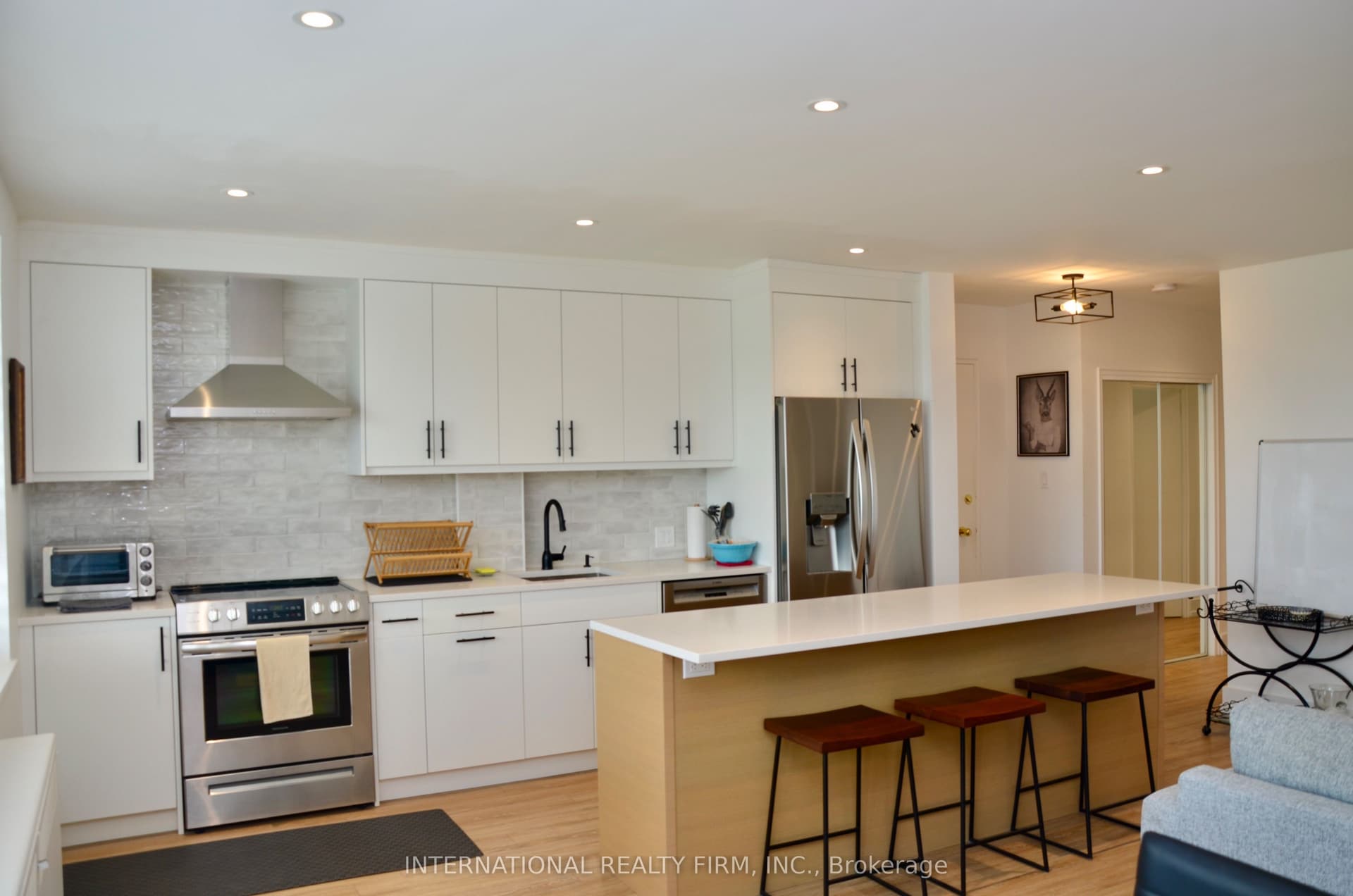219 Wilson Avenue in M5M