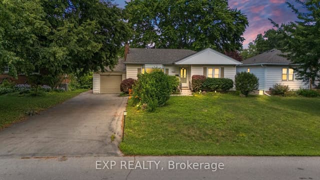 Detached at 1063 Joan Drive, Burlington, ON L7T 3H3