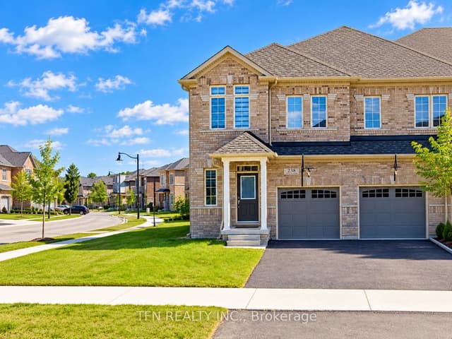 Semi-Detached at 238 Skinner Road, Hamilton, ON L8B 1X2
