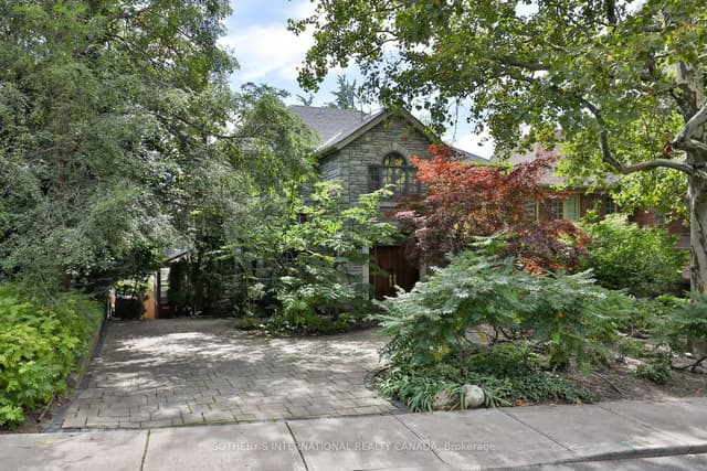 Detached at 17 Wembley Road, Toronto, ON M6C 2E8, Toronto C04