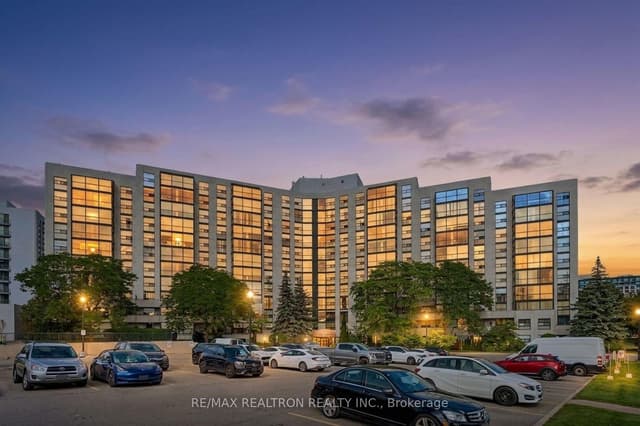 Condo Apartment at 30 Harding Boulevard W 1111, Richmond Hill, ON L4C 9M3