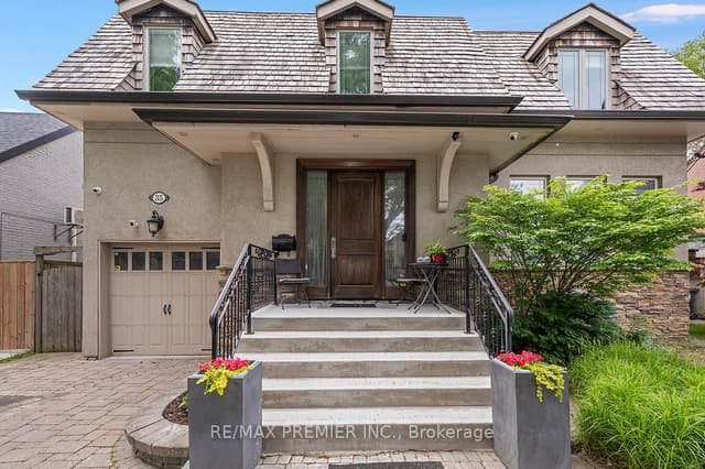 Detached at 35 Yorkdale Crescent, Toronto, ON M9M 1C2, Toronto W05