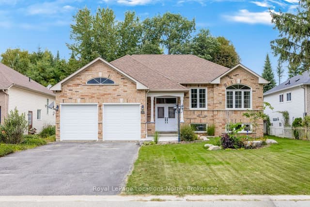 Detached at 45 BUSH Crescent, Wasaga Beach, ON L9Z 1N1