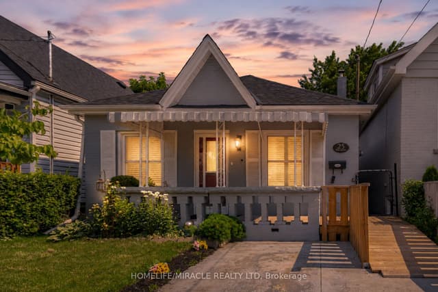 Detached at 25 Hope Avenue, Hamilton, ON L8H 2E1