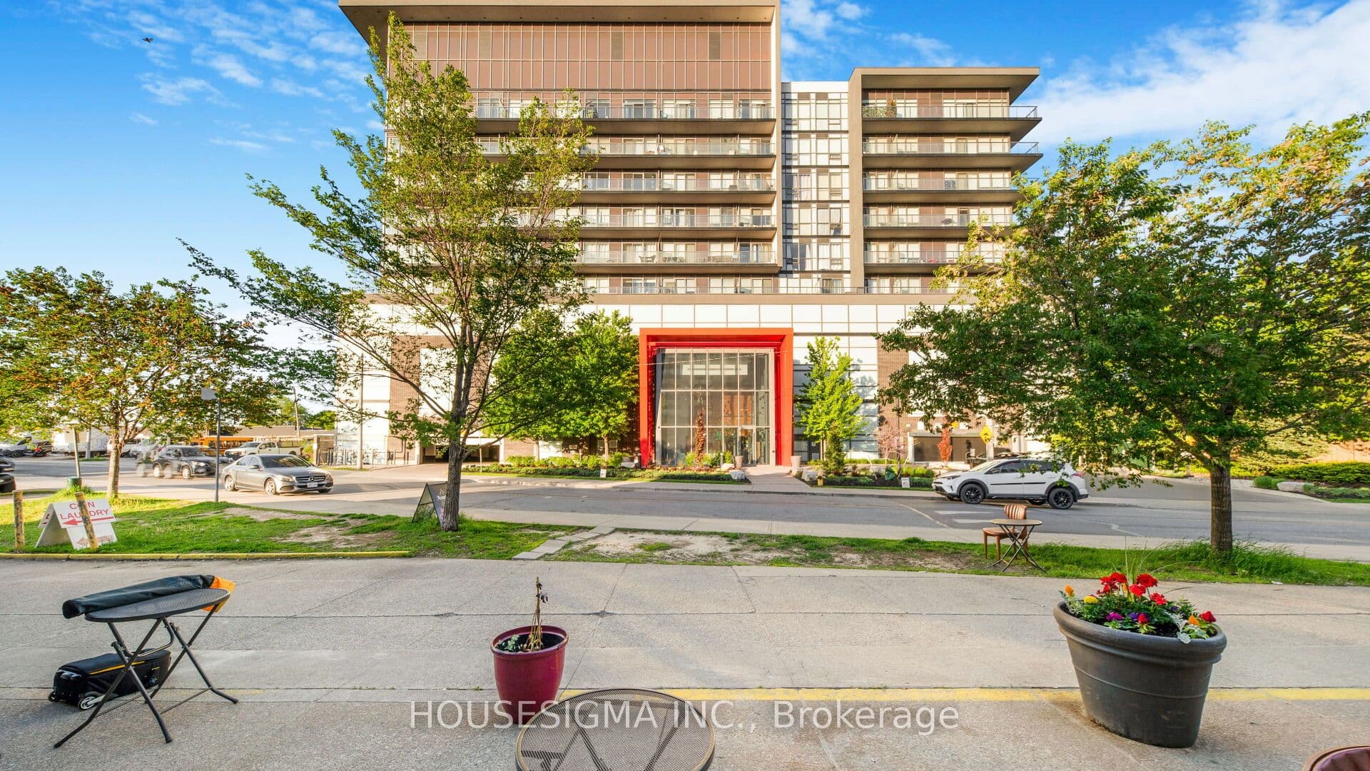 Suite 1103 · Floor 11, Unit 1103 · 15 James Finlay Way