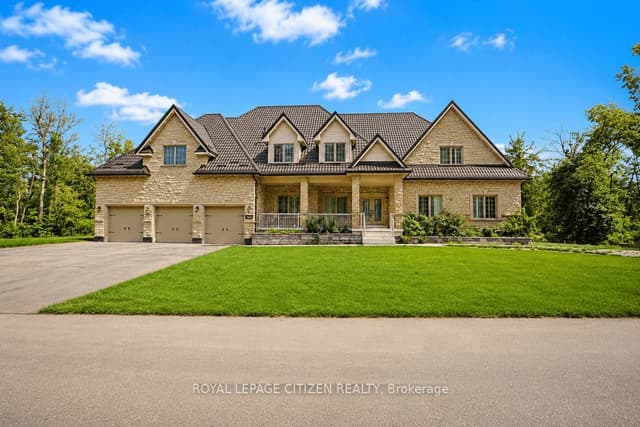 Detached at 3965 Algoma Avenue, Innisfil, ON L9S 2M1