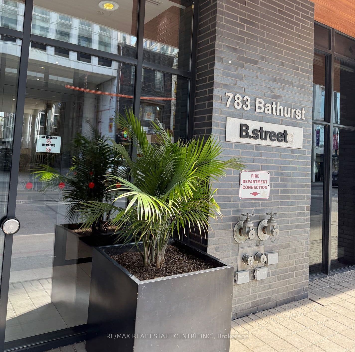 Suite 308 · Floor 3, Unit 308 · 783 Bathurst St