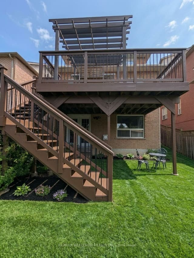 Detached at 18 Nantucket Drive Bsmt, Richmond Hill, ON L4E 3V1