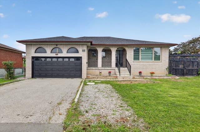 Detached at 124 Honeywood Road, Toronto, ON M3N 1B4, Toronto W05