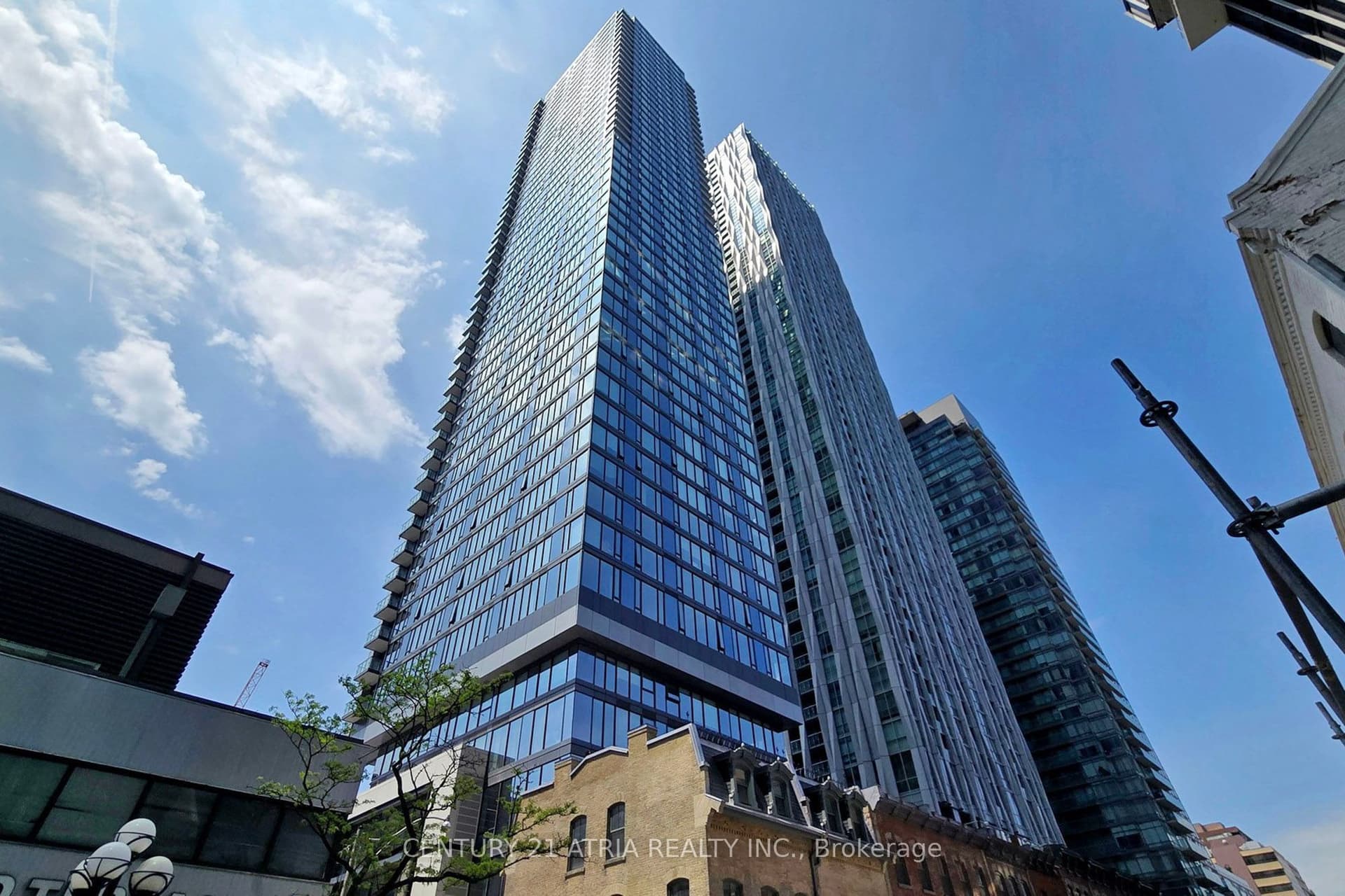 Suite 2403 · Floor 24, Unit 2403 · 8 Cumberland St