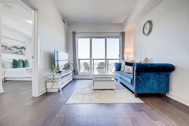 Condo Apartment at 555 William Graham Drive 348, Aurora, ON L4G 4H9