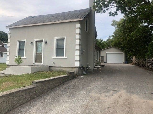 Detached at 116 Main Street N, Uxbridge, ON L9P 1C7