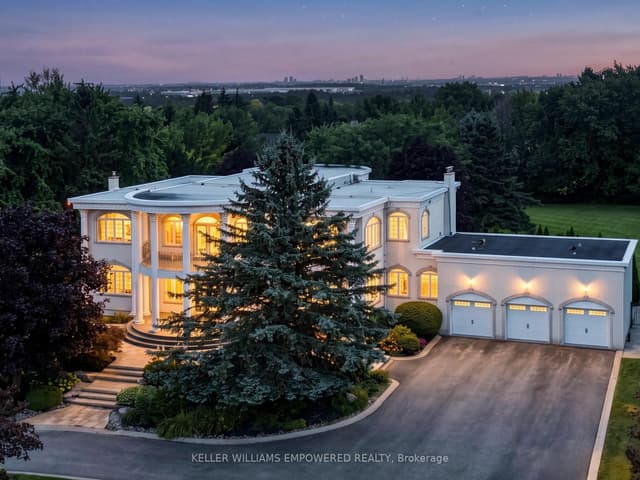 Detached at 7 Deer Run Court, Richmond Hill, ON L4E 3M1