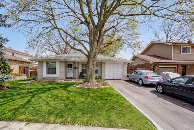 Detached at 2145 Sandringham Drive, Burlington, ON L7P 1T8