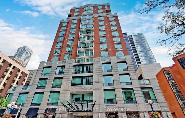 Condo Apartment at 155 Yorkville Avenue 1911, Toronto, ON M5R 1C4, Toronto C02