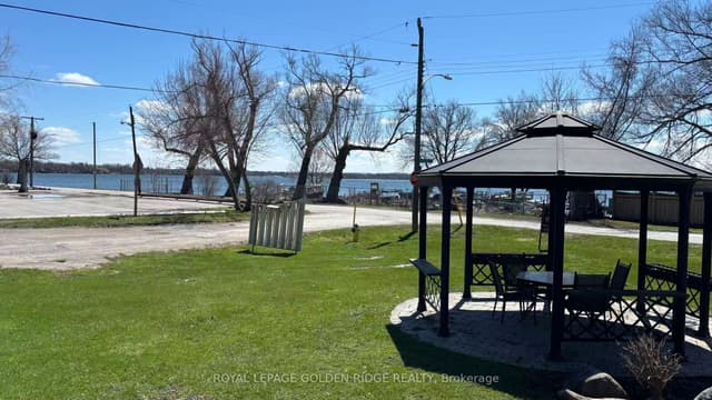Detached at 19 Lake Drive N, Georgina, ON L4P 1A2
