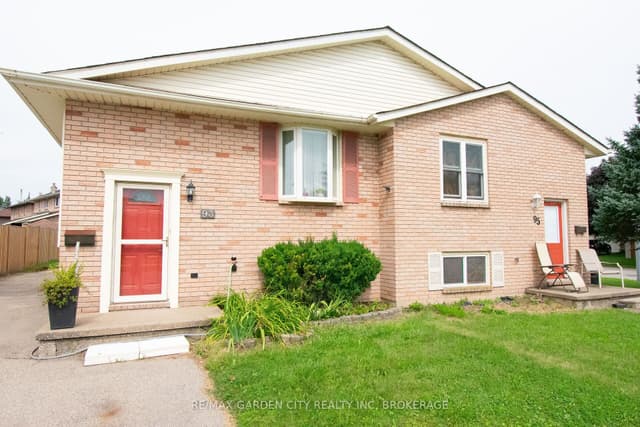 Semi-Detached at 93 NORTHWOOD Drive, Welland, ON L3C 6S3