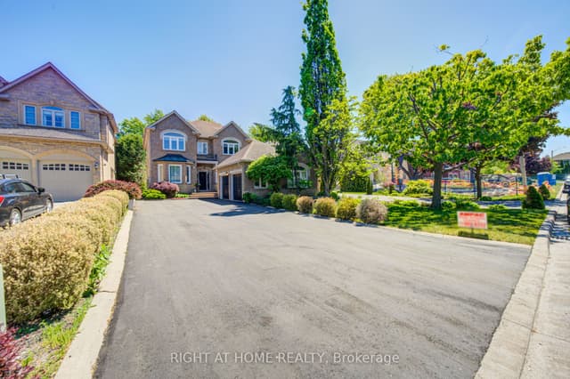 Detached at 99 Naughton Drive, Richmond Hill, ON L4C 8B3