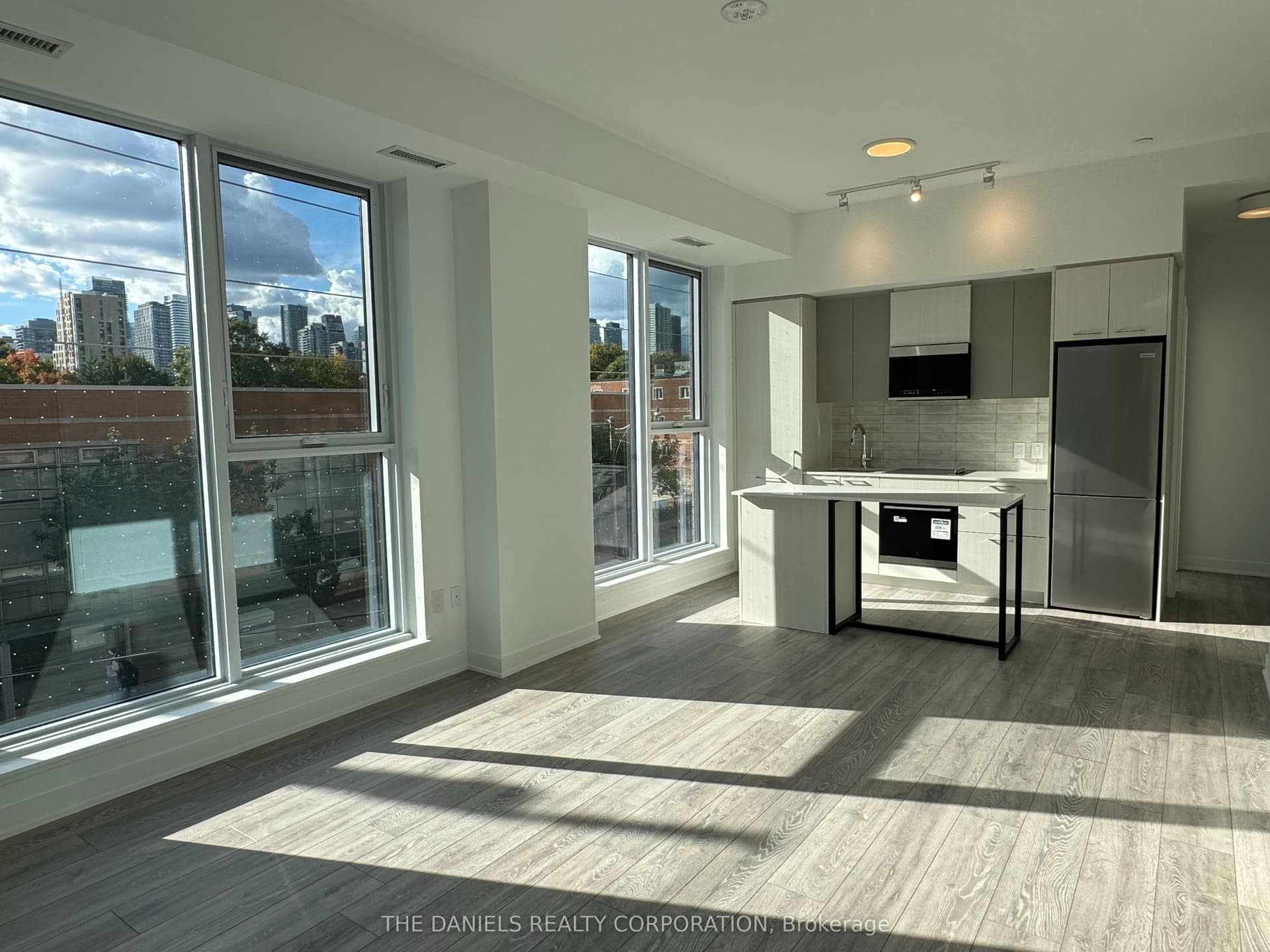 Suite 217 · Floor 2, Unit 217 · 10 Oak St