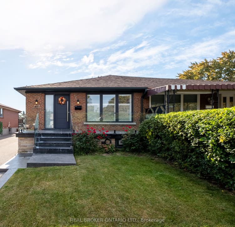 1633 Coram Crescent