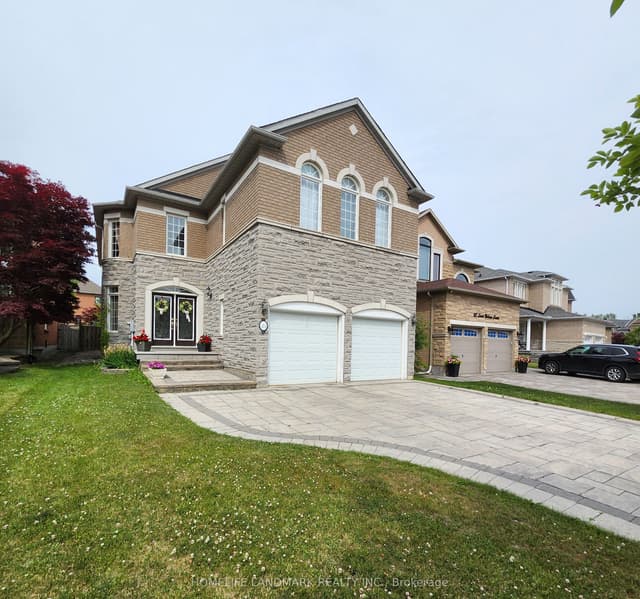 Detached at 25 Lord Nelson Court, Richmond Hill, ON L4S 1Y2