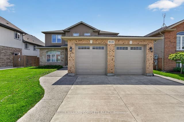 Detached at 9128 HENDERSHOT Boulevard, Niagara Falls, ON L2H 0E3