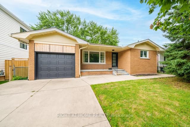 Detached at 662 Montego Crescent, Burlington, ON L7N 2Z1