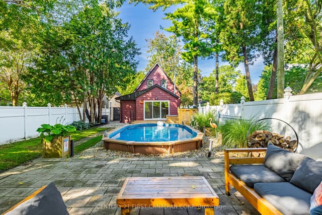 Detached at 26 Thornton Avenue, London East, ON N5Y 2Y2