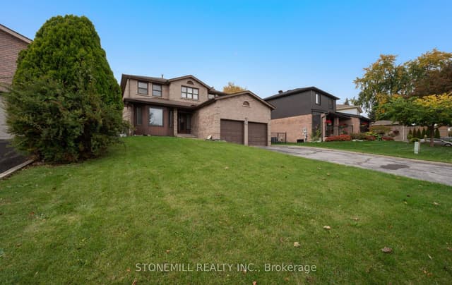 Detached at 76 Collings Avenue, Bradford West Gwillimbury, ON L3Z 1S4