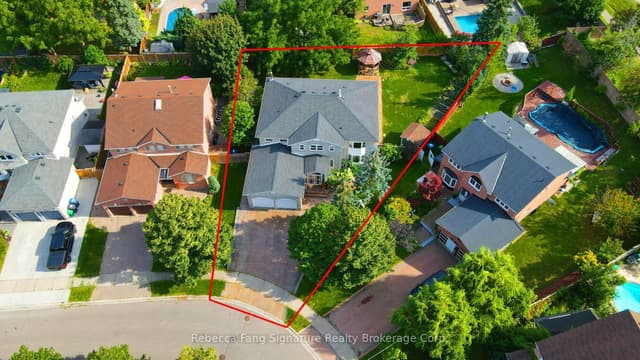 Detached at 10 Settler Court, Brampton, ON L6Z 4L8