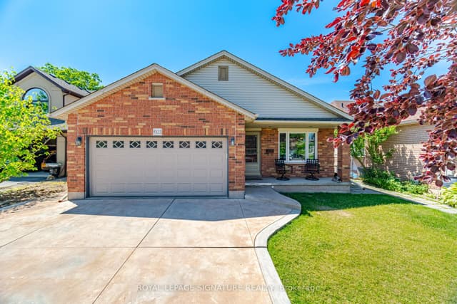 Detached at 5122 Meadowood Lane, Lincoln, ON L3J 0J7