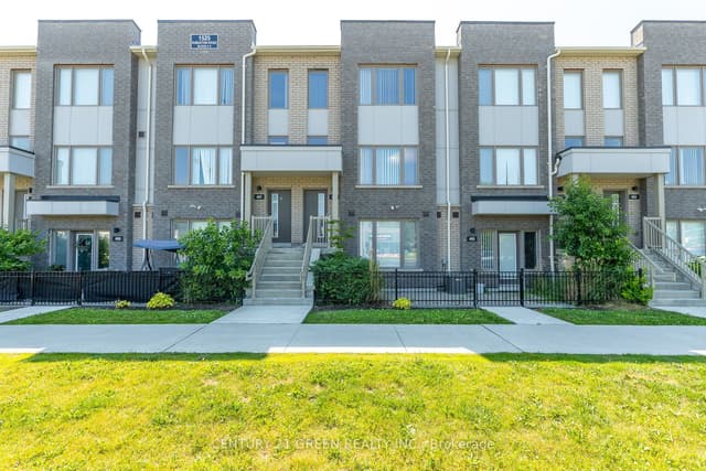 Condo Townhouse at 1525 Kingston Road 406, Pickering, ON L1V 0E9