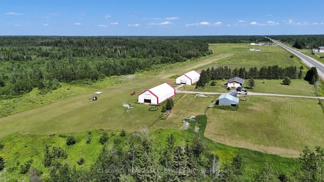 Detached at 1527 Highway 11 W, Cochrane, ON P0L 1C0