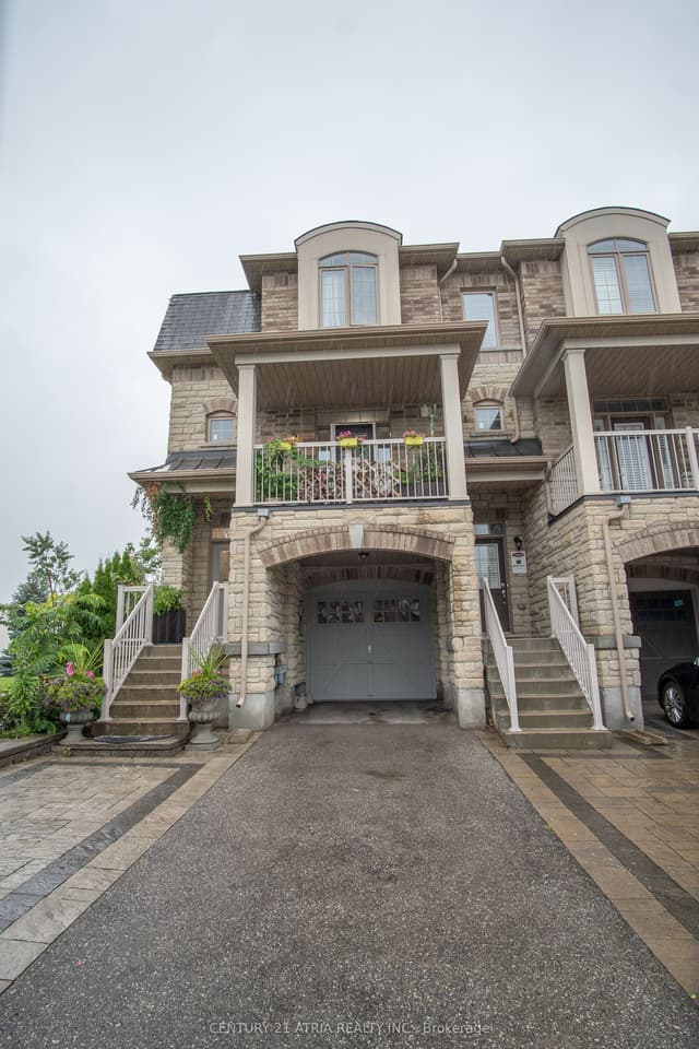 Att/Row/Townhouse at 10951 Woodbine Avenue, Markham, ON L6C 0X4