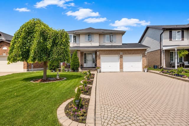 Detached at 172 Alderlea Avenue, Hamilton, ON L0R 1W0
