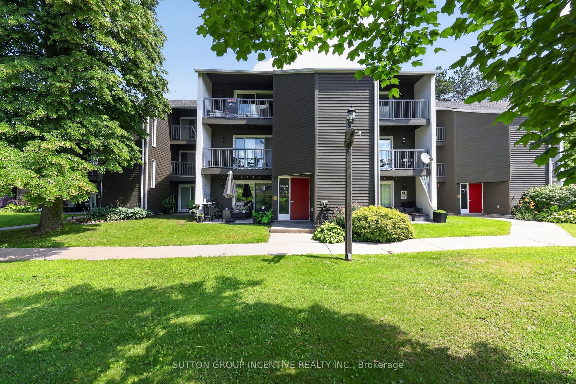 Suite 224 · Floor 2, Unit 224 · 1102 Horseshoe Valley Rd W
