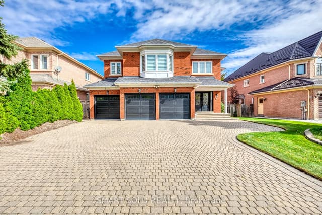 Detached at 5291 Forest Hill Drive, Mississauga, ON L5M 5B7