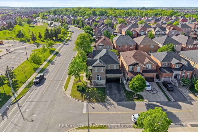 Detached at 261 Mountainash Road, Brampton, ON L6R 3M3