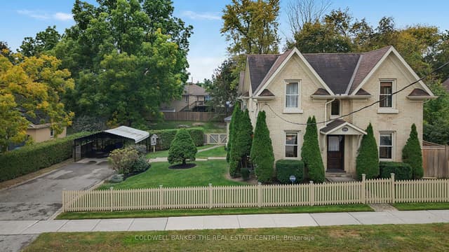 Detached at 296 Eagle Street, Newmarket, ON L3Y 1K1
