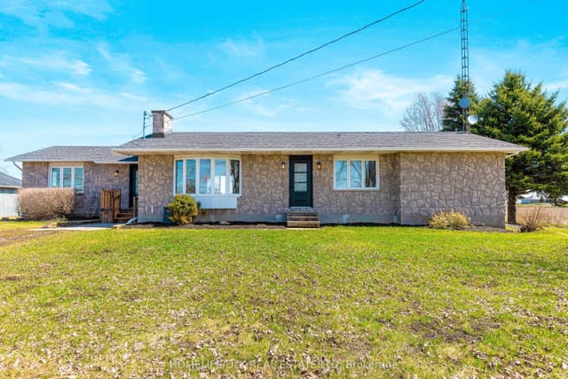 Detached at 1709 County Rd 31 Road, North Dundas, ON K0C 2K0
