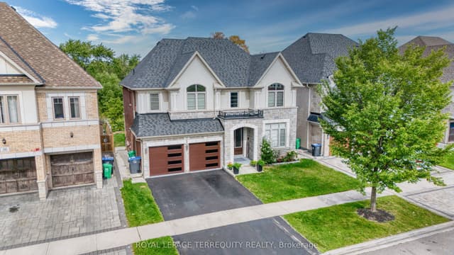 Detached at 38 Rhapsody Crescent, Brampton, ON L6P 4E8