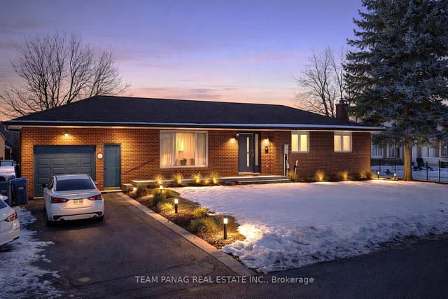Detached at 3821 Countryside Drive, Brampton, ON L6P 0T5